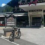 Hirschen Wohlfuehlhotel Bregenzerwald ホテル 4*