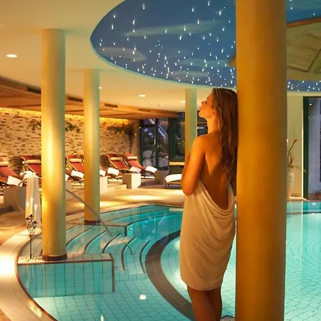 Hirschen Wohlfuehlhotel Hotel 4*
