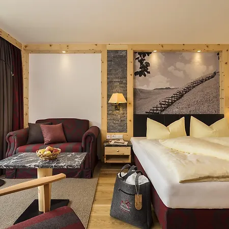 Hirschen Wohlfuehlhotel Hotel