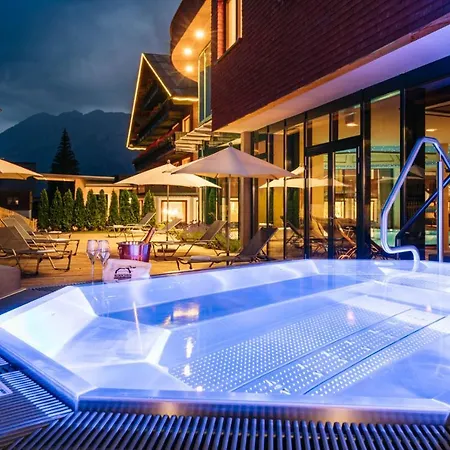 Hotel Hirschen Wohlfuehlhotel Schoppernau